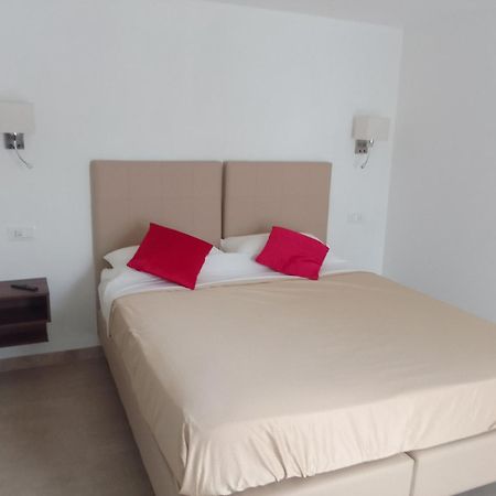 Vinci Residence - Vr Fiumicino Bagian luar foto