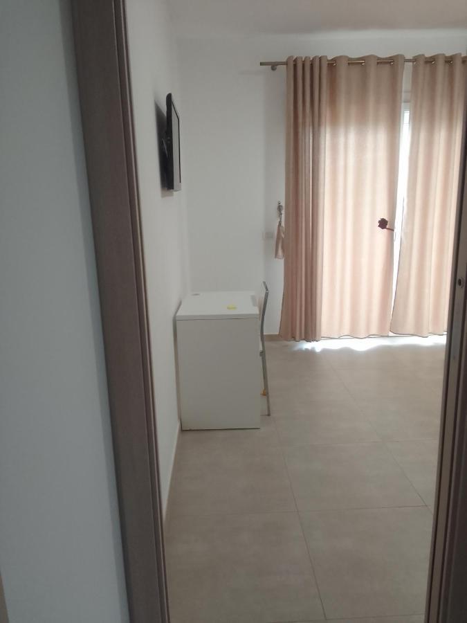 Vinci Residence - Vr Fiumicino Bagian luar foto