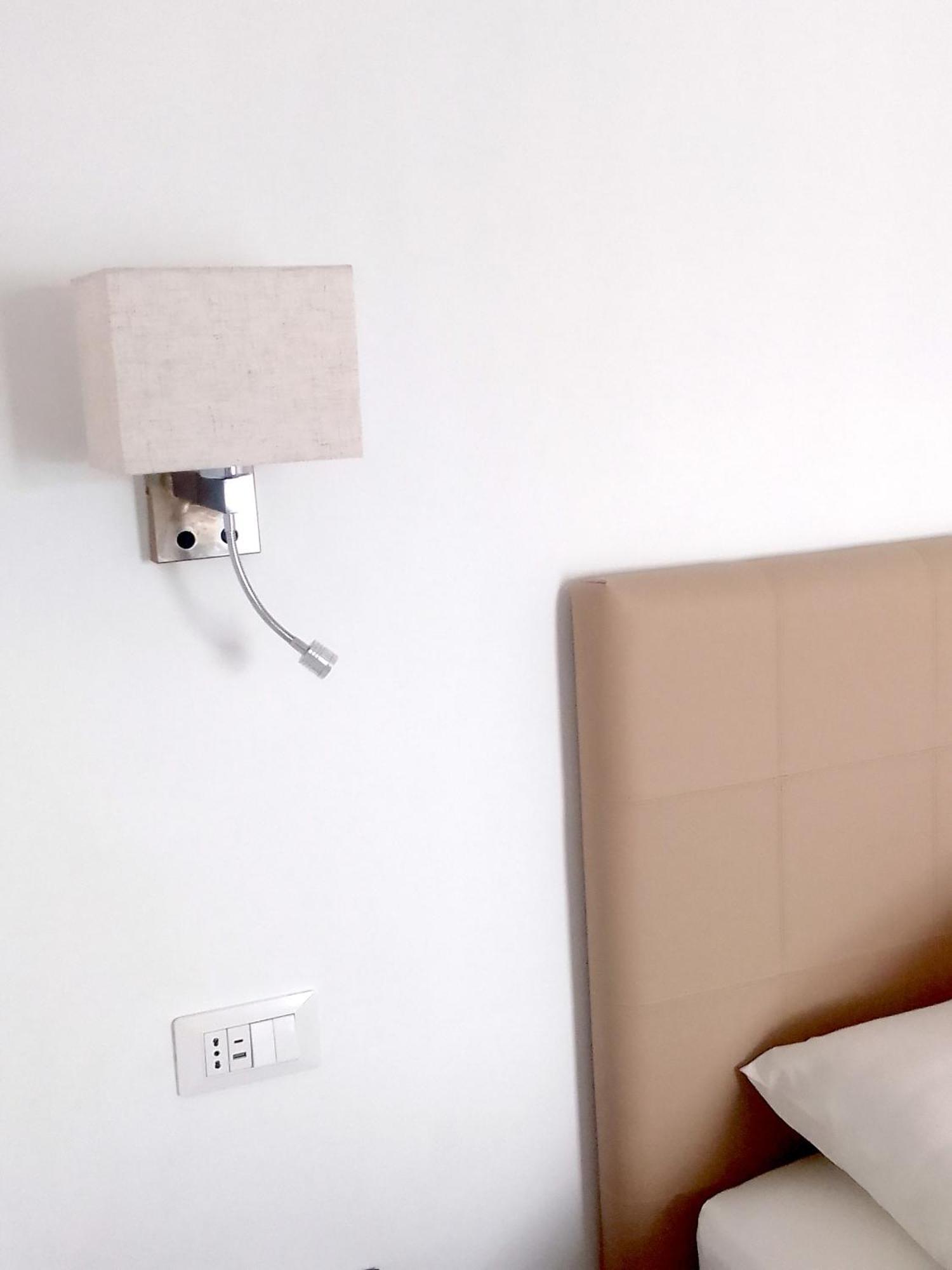 Vinci Residence - Vr Fiumicino Bagian luar foto